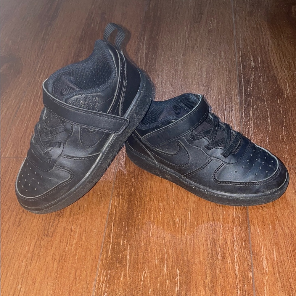 Nike Kids Black Sneakers